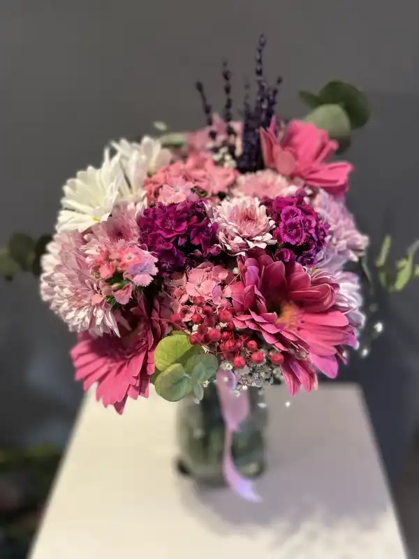 Vazoda Çiçekler